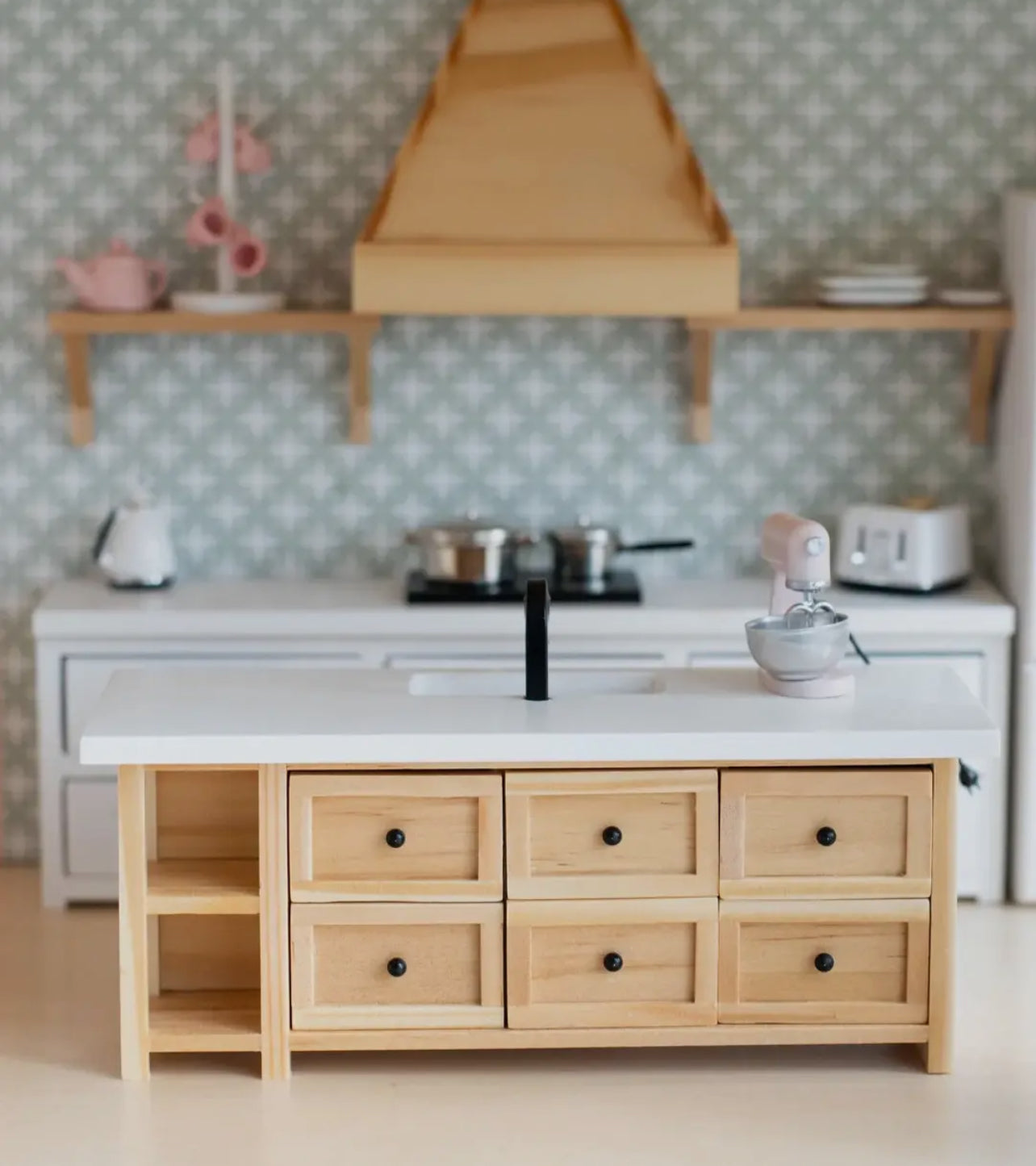 Dollhouse Farm Style Island with Drawers | Natural Wood