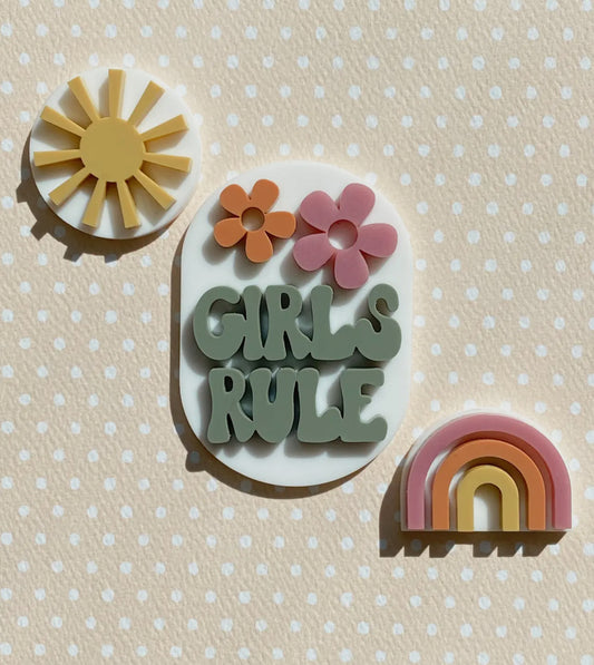 Dollhouse Girls Rule + Sun + Rainbow | Wall Decor Set