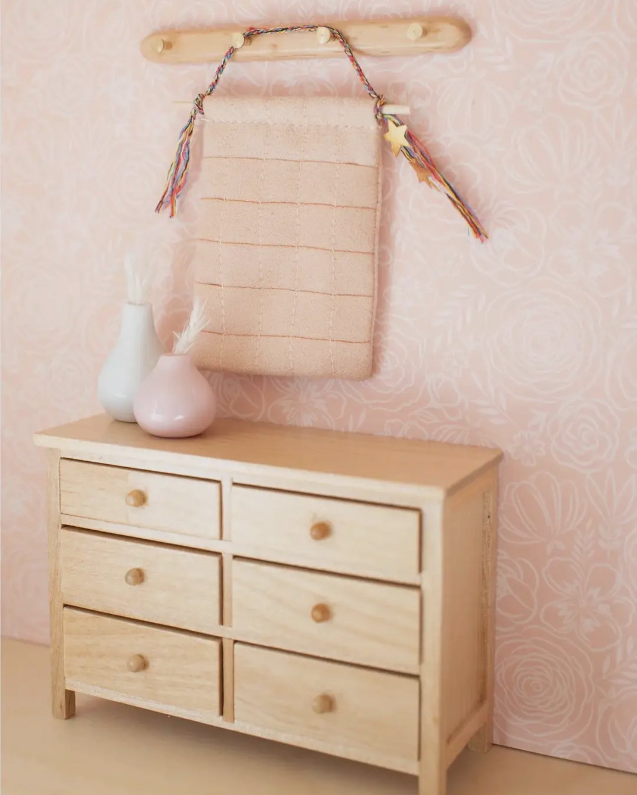 Dollhouse Wide Dresser | Wood Knobs